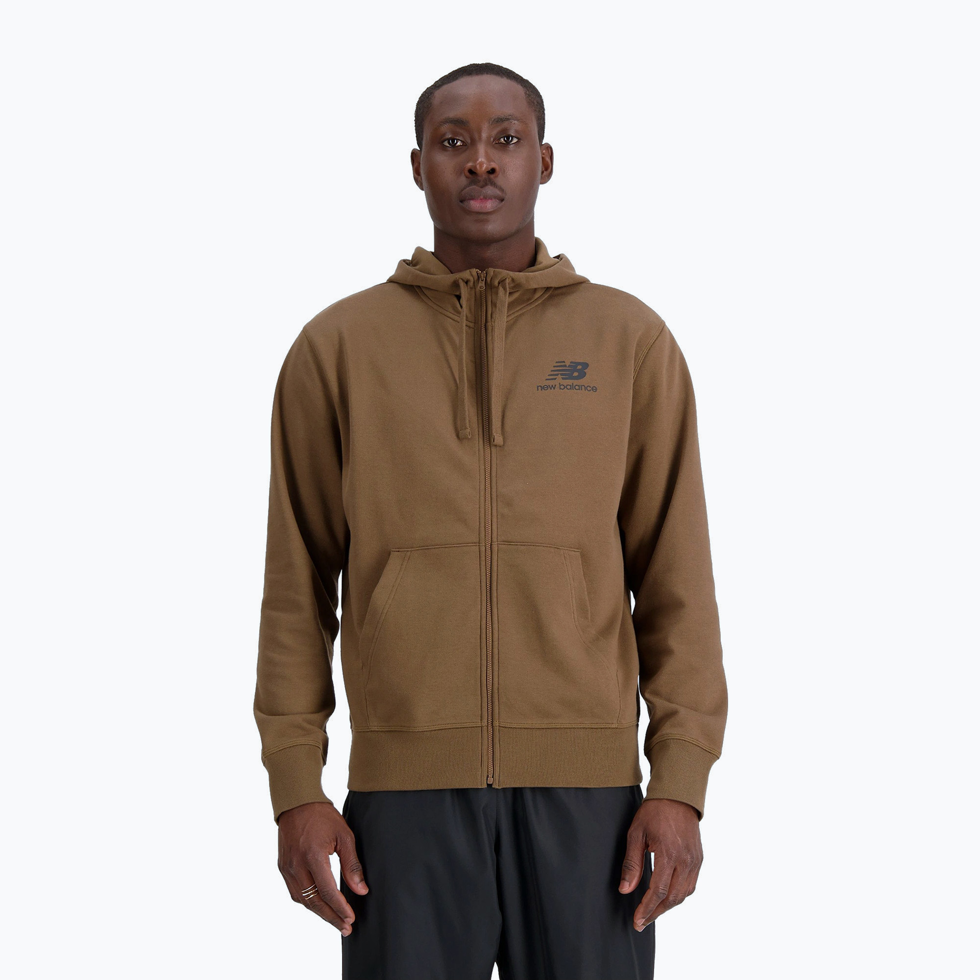 Bluza męska New Balance Essentials Stacked Logo French darkearth | WYSYŁKA W 24H | 30 DNI NA ZWROT
