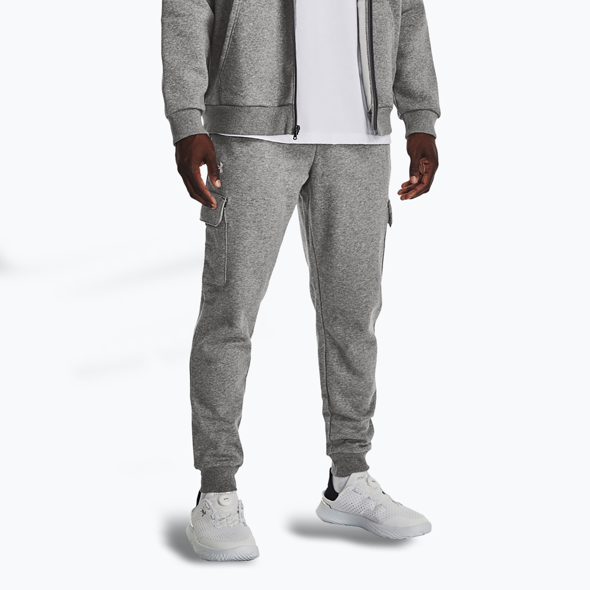 Spodnie męskie Under Armour Rival Fleece Cargo Jogger castlerock light heather / white | WYSYŁKA W 24H | 30 DNI NA ZWROT