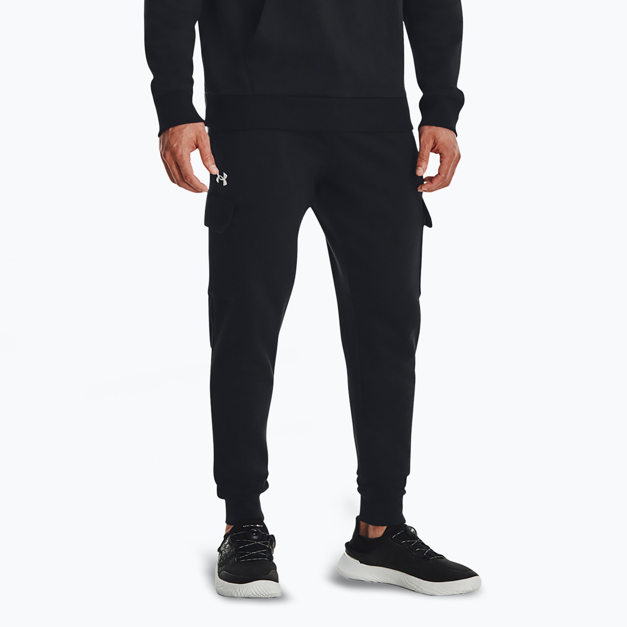 Spodnie męskie Under Armour Rival Fleece Cargo Jogger black/white | WYSYŁKA W 24H | 30 DNI NA ZWROT