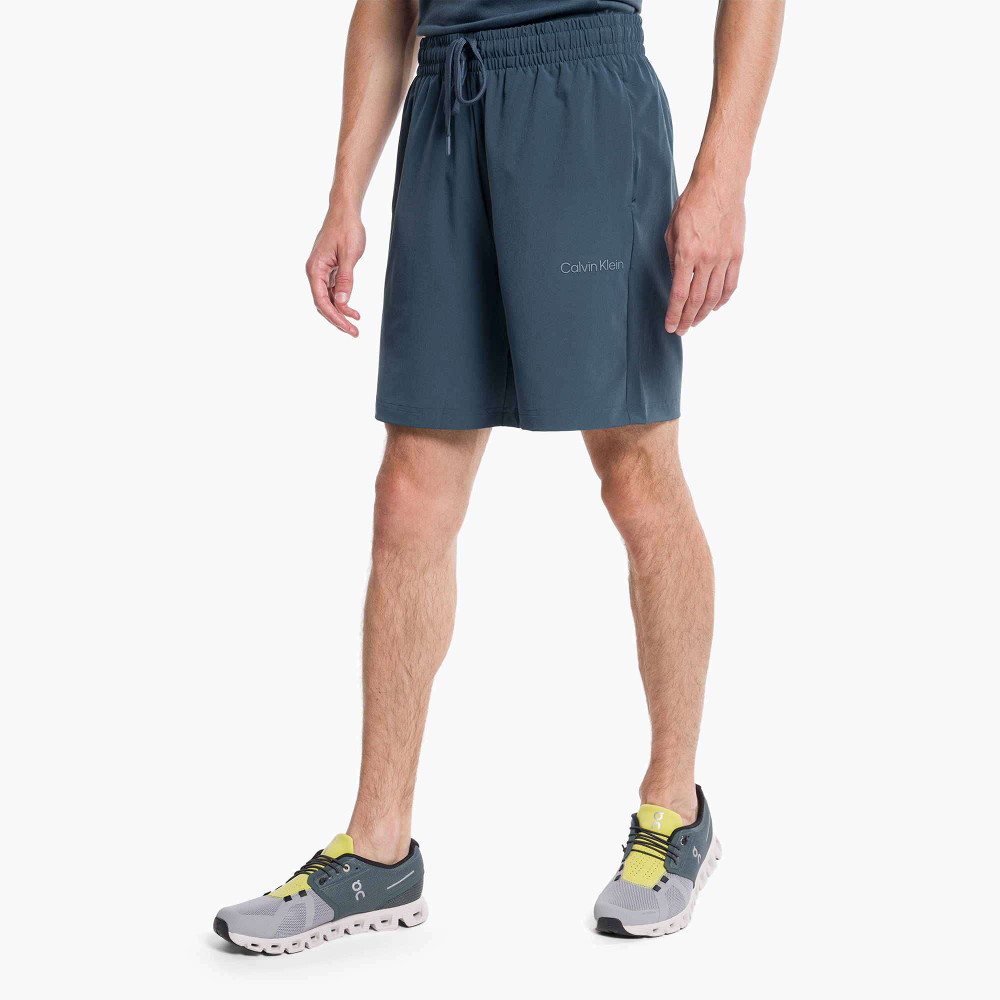 Spodenki treningowe męskie Calvin Klein 7" Woven crayon blue | WYSYŁKA W 24H | 30 DNI NA ZWROT