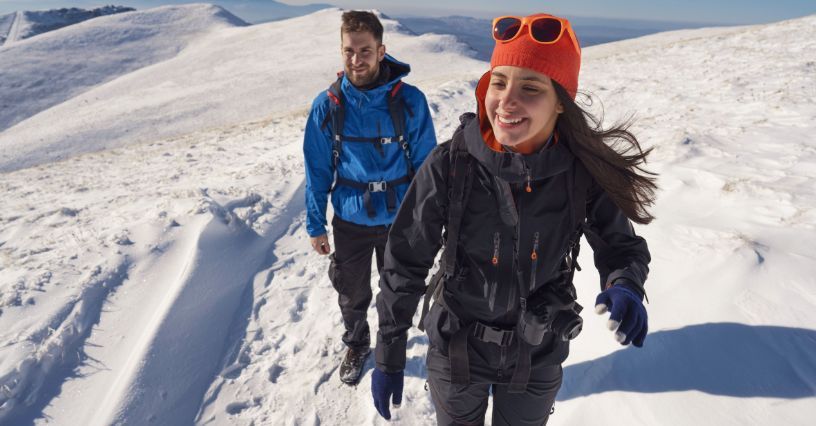 Kurtka zimowa w góry – jaką wybrać? Polecane damskie, męskie i dziecięce kurtki na zimowe wyprawy 