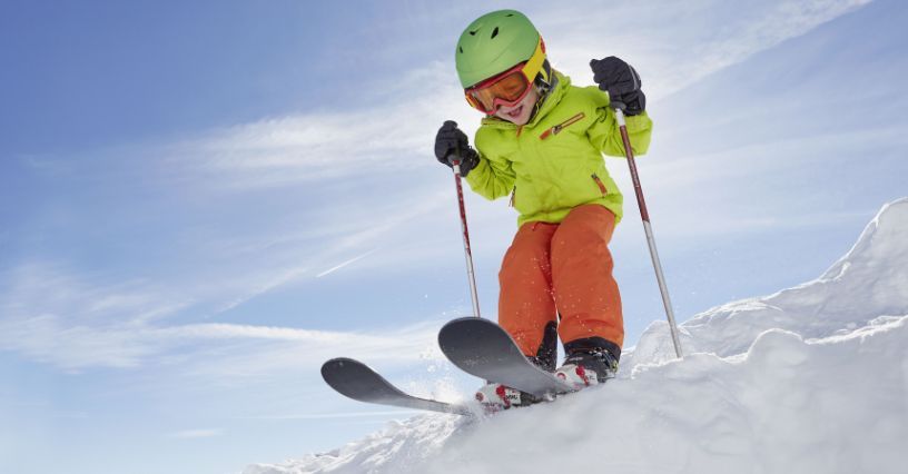 Nauka jazdy na nartach dla dzieci. Praktyczne wskazówki dla rodziców