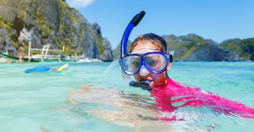 Jak dobrać maskę do snorkelingu? Wskazówki dla początkujących