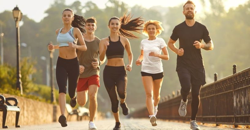 Efekty biegania: jak i ile biegać, żeby zmienić sylwetkę? Korzyści biegania i rezultaty przed i po  