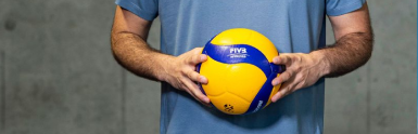 Piłka do siatkówki Mikasa – jaką wybrać do szkoły, klubu, na plażę?